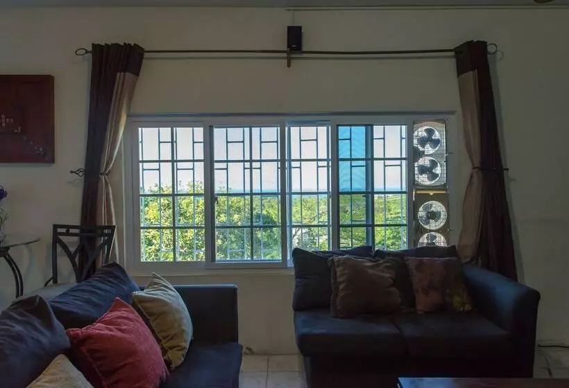 Modern Bilton Apartment