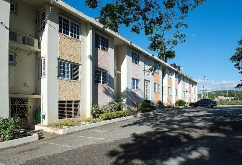 Modern Bilton Apartment