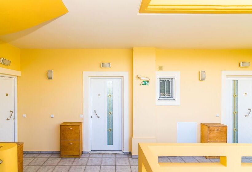 Thalassa Apartments