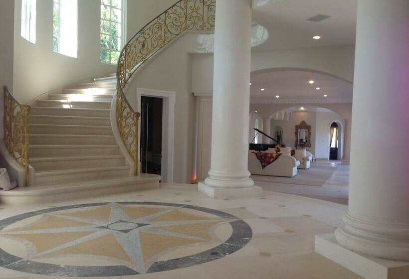 The Stradella Court Mansion