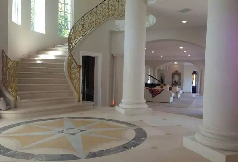 The Stradella Court Mansion