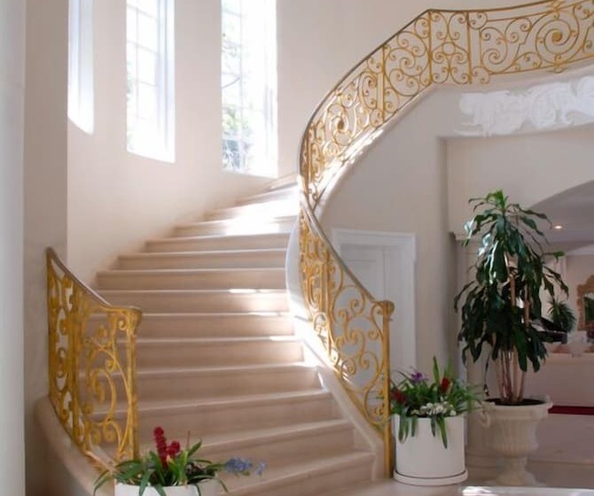 The Stradella Court Mansion