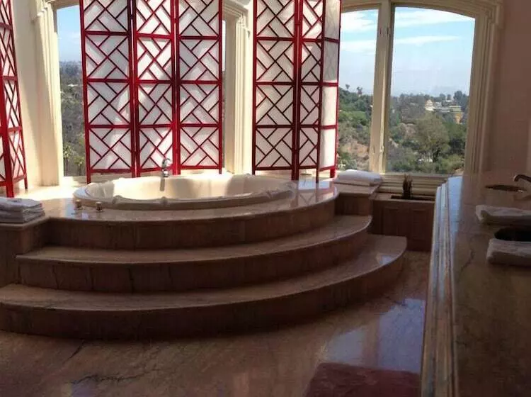 The Stradella Court Mansion