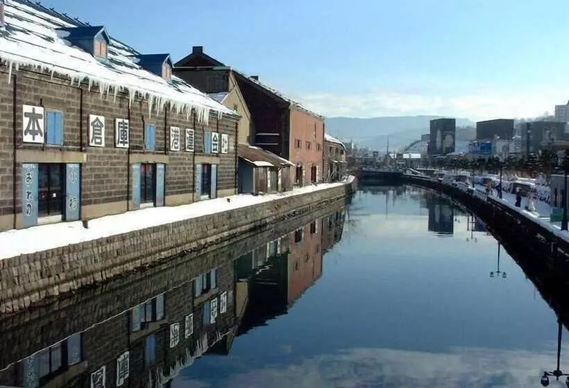 Emina Backpackers Hostel