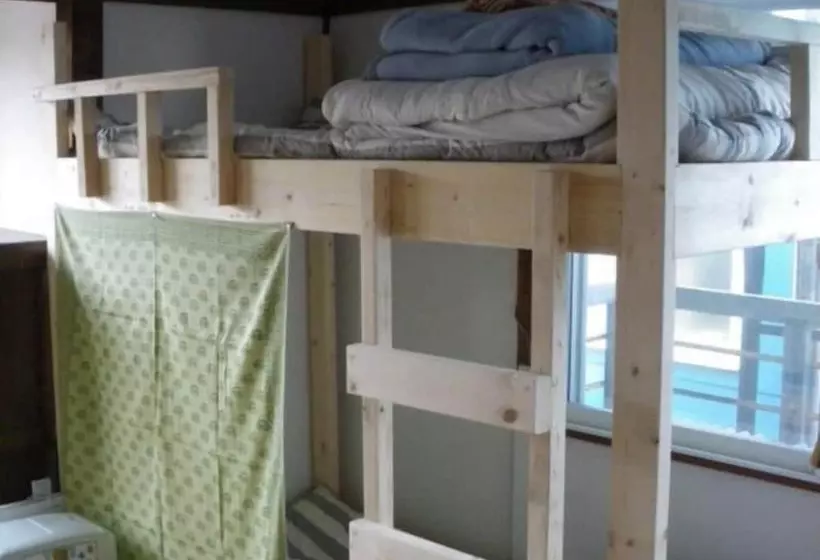 Emina Backpackers Hostel