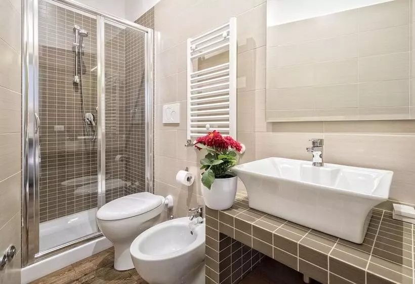 تختخواب و صبحانه Little Queen Relais