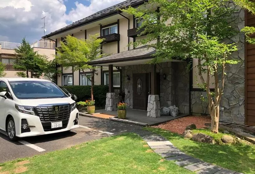 تختخواب و صبحانه Nikko Akarinoyado Villa Revage