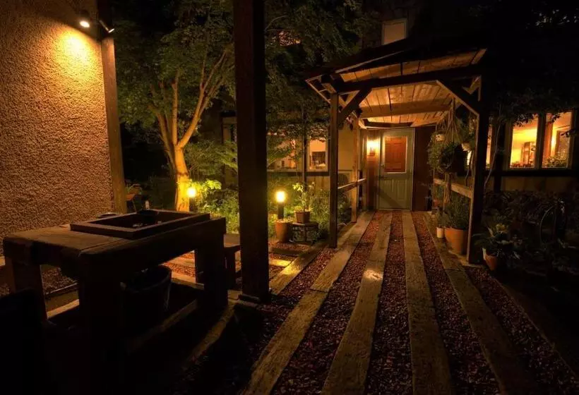 تختخواب و صبحانه Nikko Akarinoyado Villa Revage