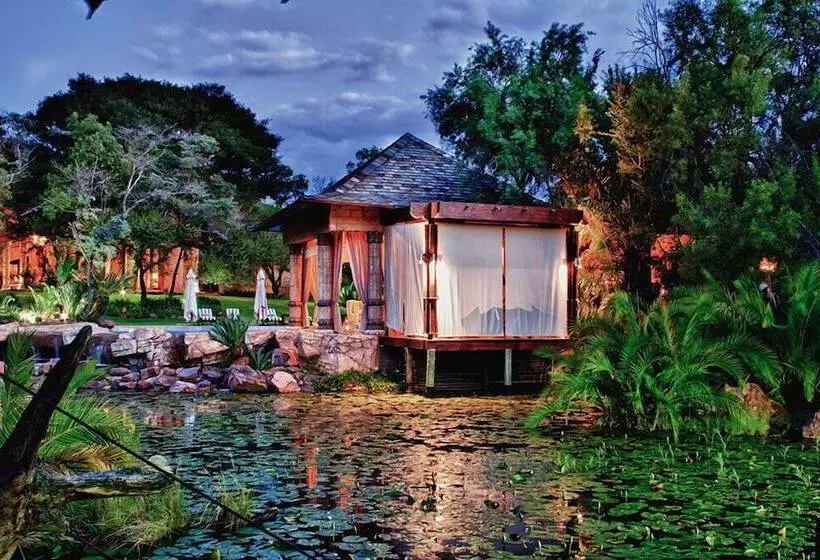 هتل Lejwe La Metsi Game Farm Pty Ltd