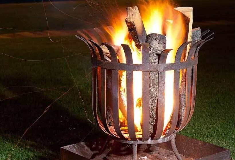 هتل Lejwe La Metsi Game Farm Pty Ltd