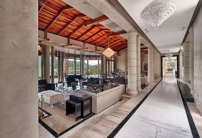 هتل Lejwe La Metsi Game Farm Pty Ltd