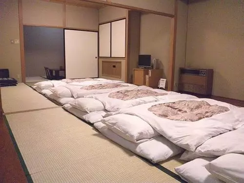 בית מלון כפרי Suncity Hakodate