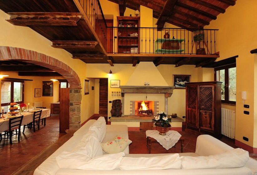 ホテル Villa Senaia