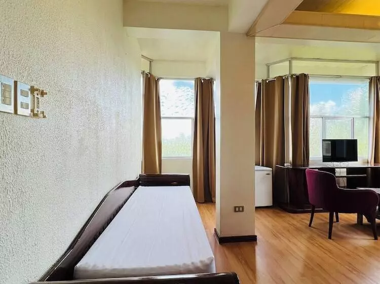 Marina Palawan Resort