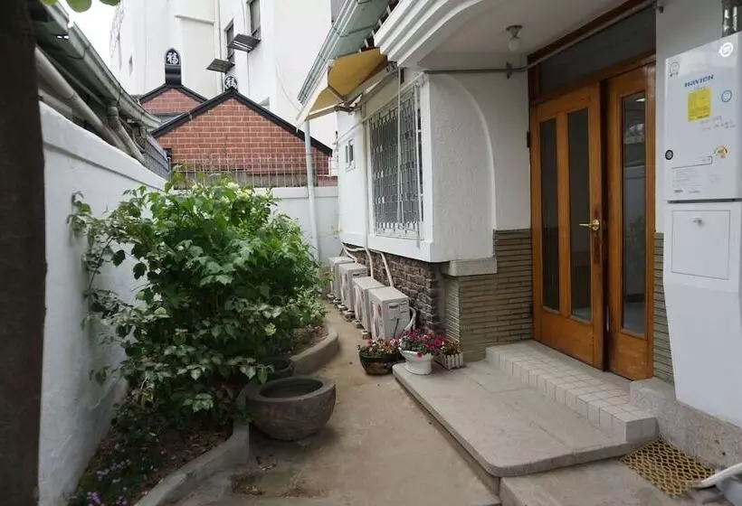 Pension Go Woon Dang Hanok Guest House