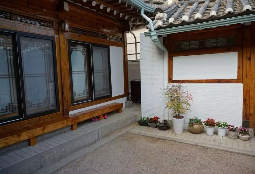 Pension Go Woon Dang Hanok Guest House