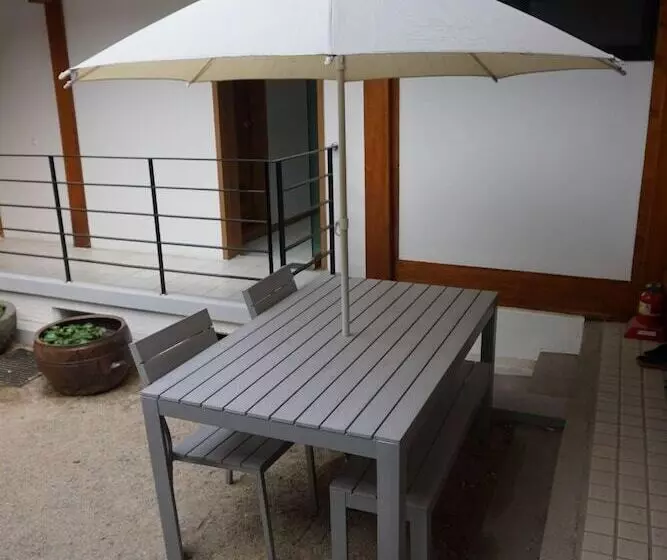 Pension Go Woon Dang Hanok Guest House