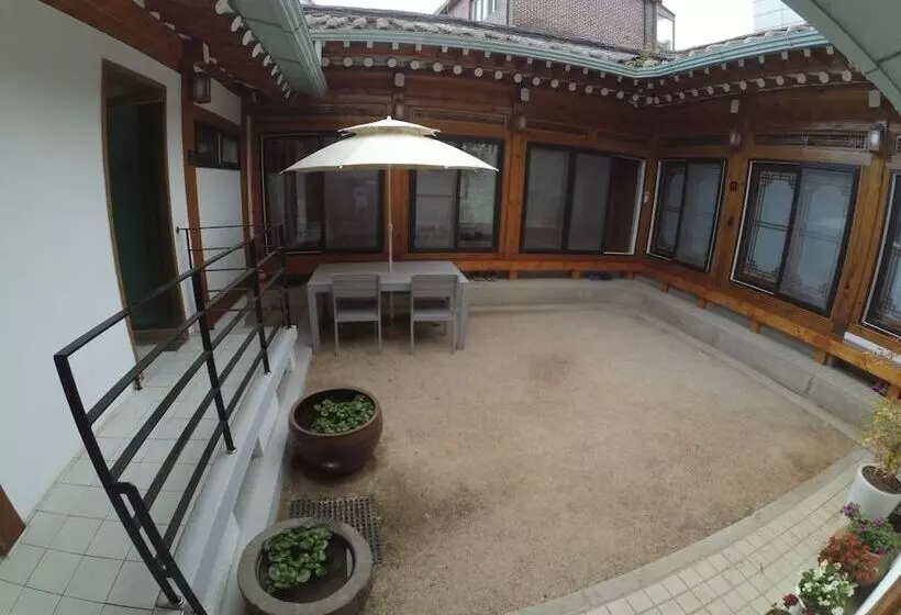 Pension Go Woon Dang Hanok Guest House