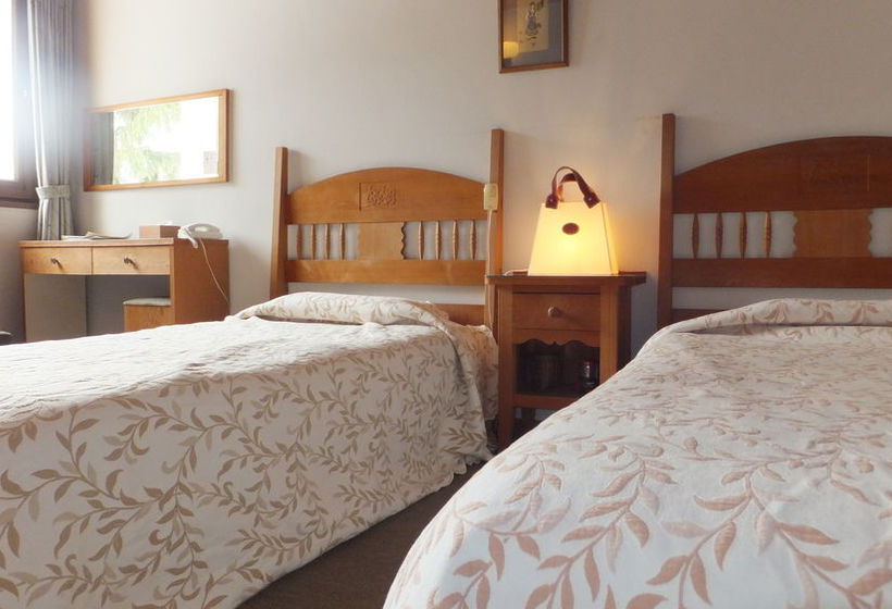 بنسيون Lodge Scole