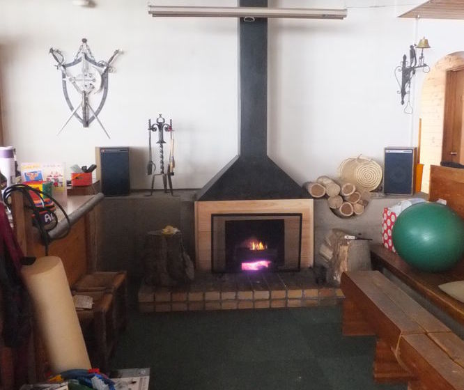 بنسيون Lodge Scole