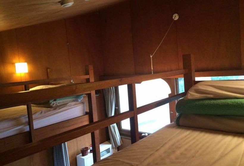 بنسيون Lodge Scole