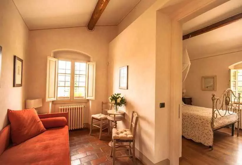 پانسیون Podere La Rondine