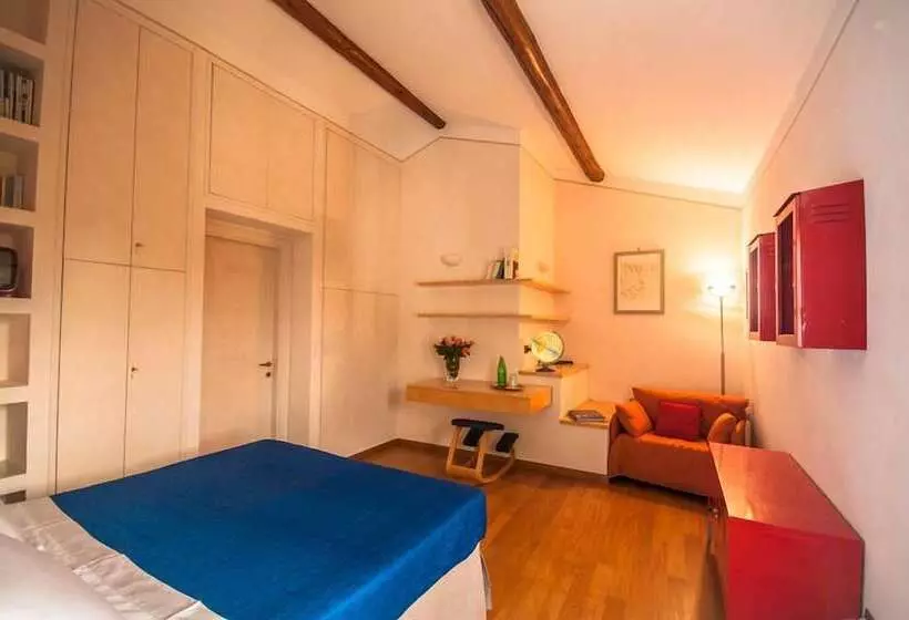 پانسیون Podere La Rondine