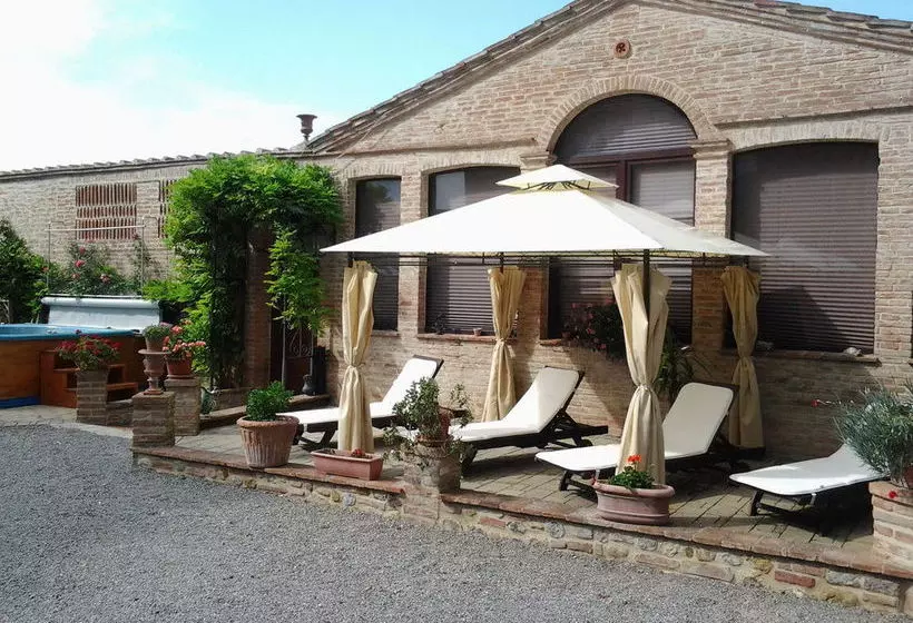 펜션 Relais Castelluccio Palusse