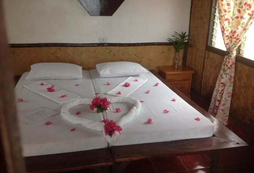 Discovery Island Resort