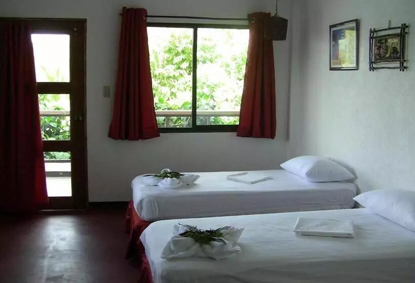 Discovery Island Resort