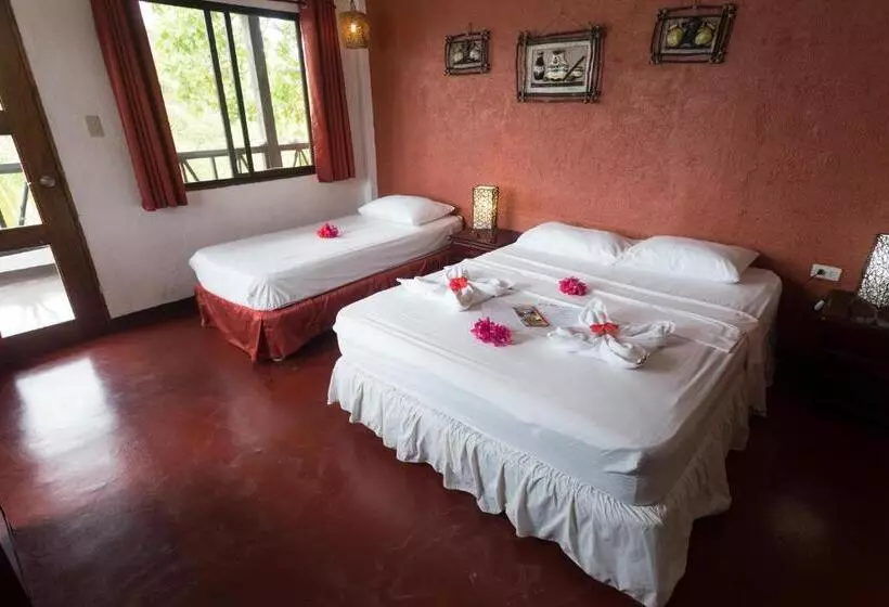 Discovery Island Resort