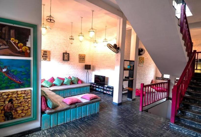 فندق Clock Inn Kandy