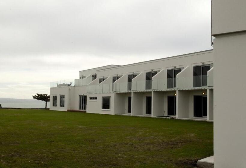 בית מלון כפרי East Pier