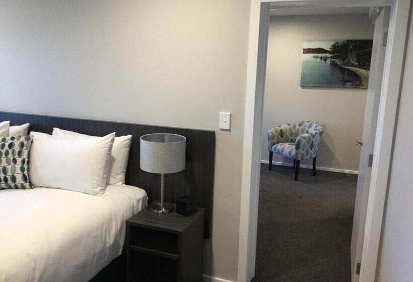 בית מלון כפרי East Pier