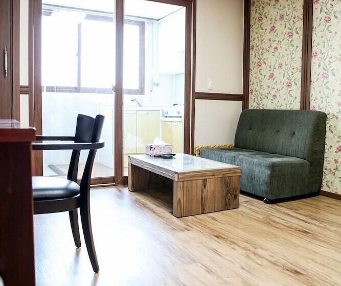 Hill Stay Hotel Residence