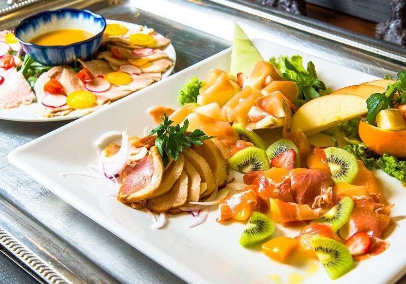 בית מלון כפרי Livemax Resort Kaga Yamashiro