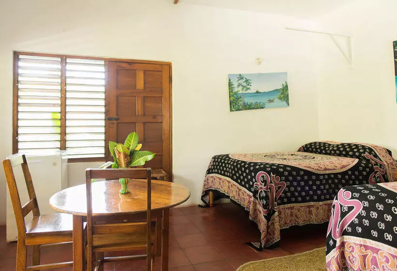هتل Negril Yoga Centre Rooms & Cottages
