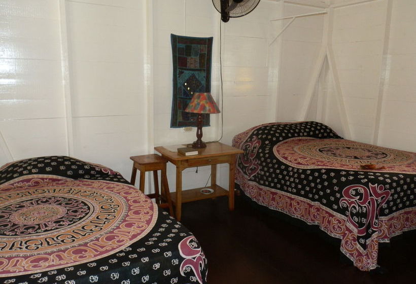 هتل Negril Yoga Centre Rooms & Cottages