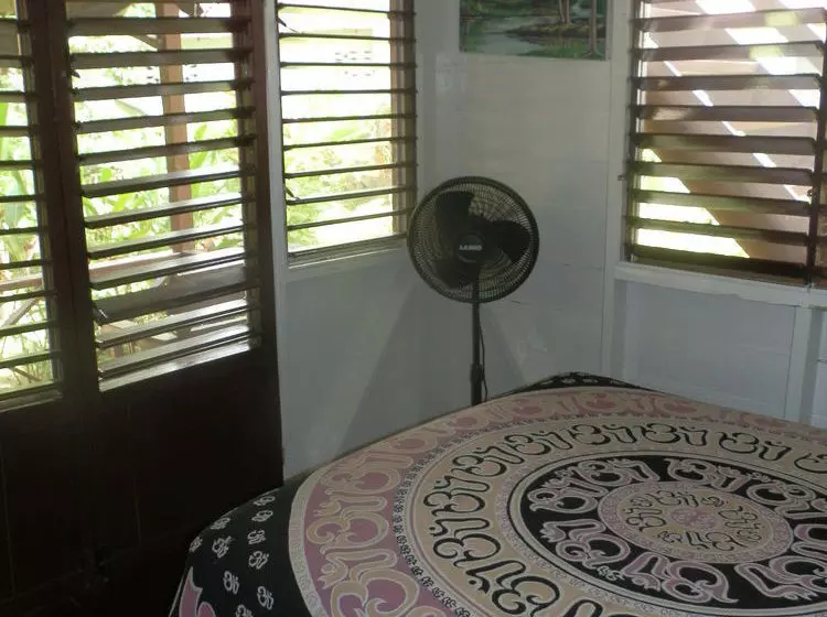 هتل Negril Yoga Centre Rooms & Cottages