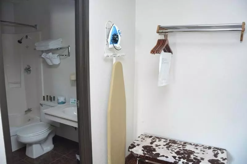 호텔 Roosevelt Inn & Suites