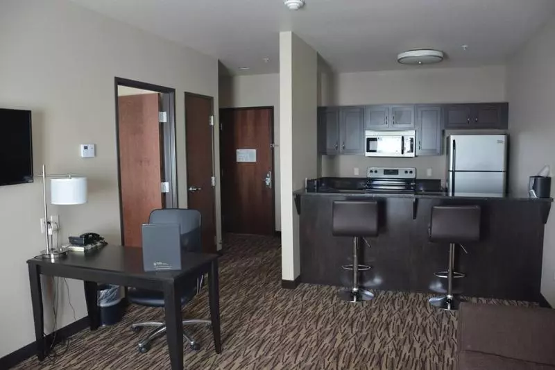 호텔 Roosevelt Inn & Suites