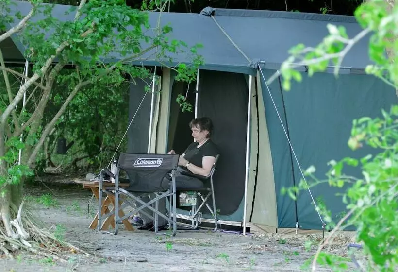 هتل The Yala Camping