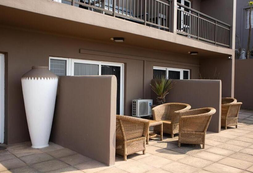 פנסיון 305 Guest House