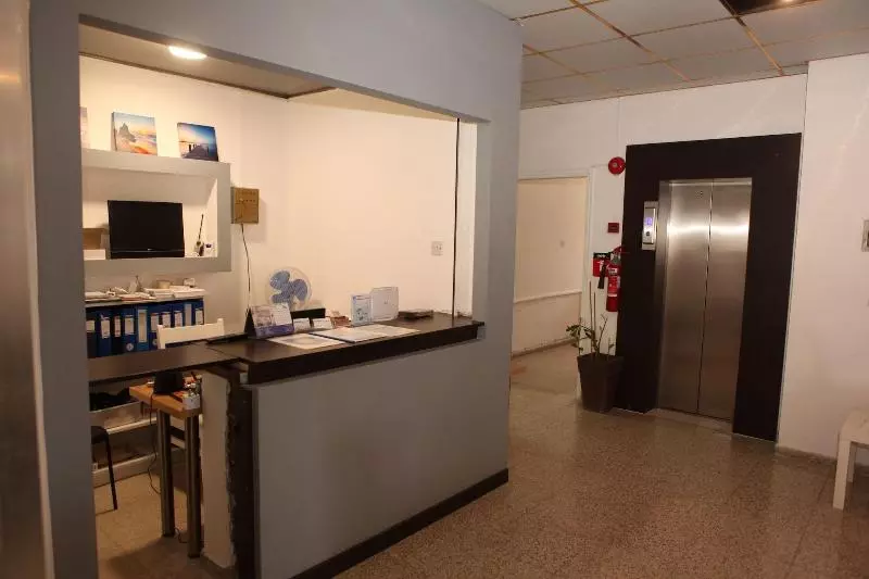 Polyxeni Hotel Apartments