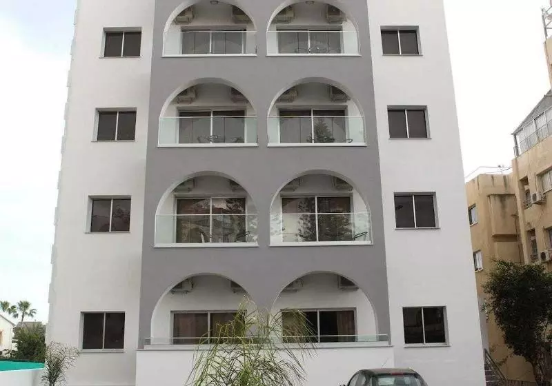 Polyxeni Hotel Apartments