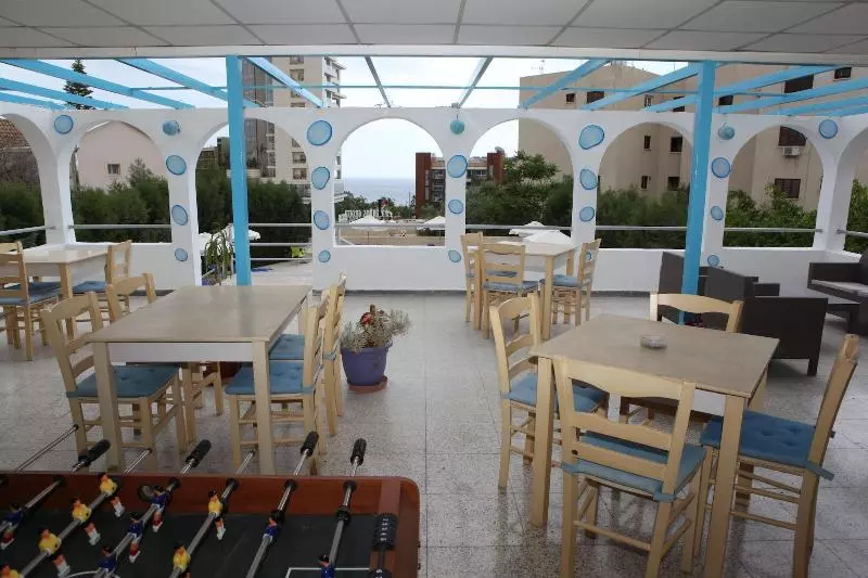 Polyxeni Hotel Apartments