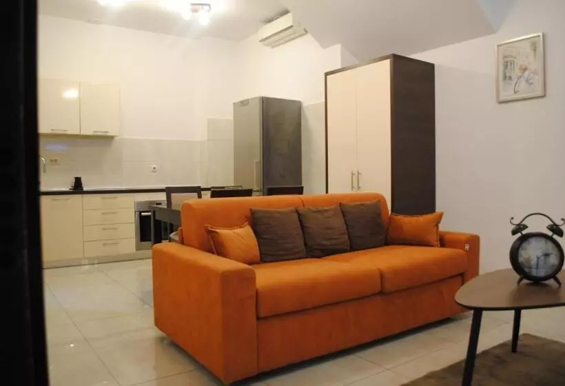 Shine Residence