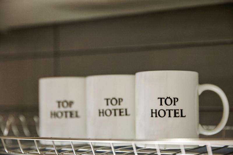 Top Hotel & Residence