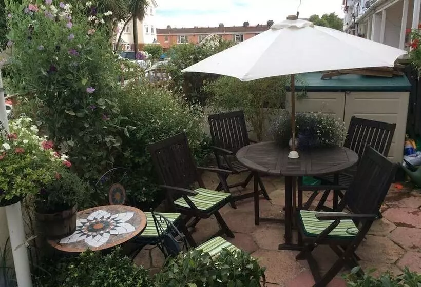 住宿加早餐 Blue Waters Lodge