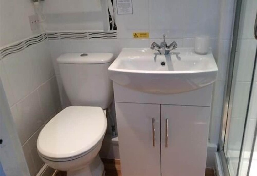 ベッドアンドブレックファースト Blue Waters Lodge